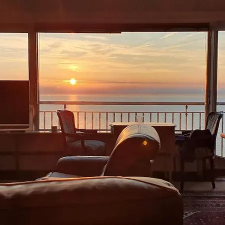 The Sea & View - Parking Optional Apartman *