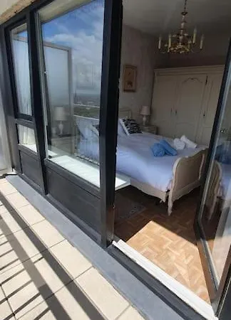The Sea & View - Parking Optional Apartman